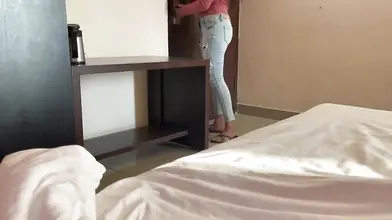 Sri Lankan Teen Girl Cheating BF and Fuck with Public Agent in Hotel Roomසල්ලි දීලා හිකුවා
